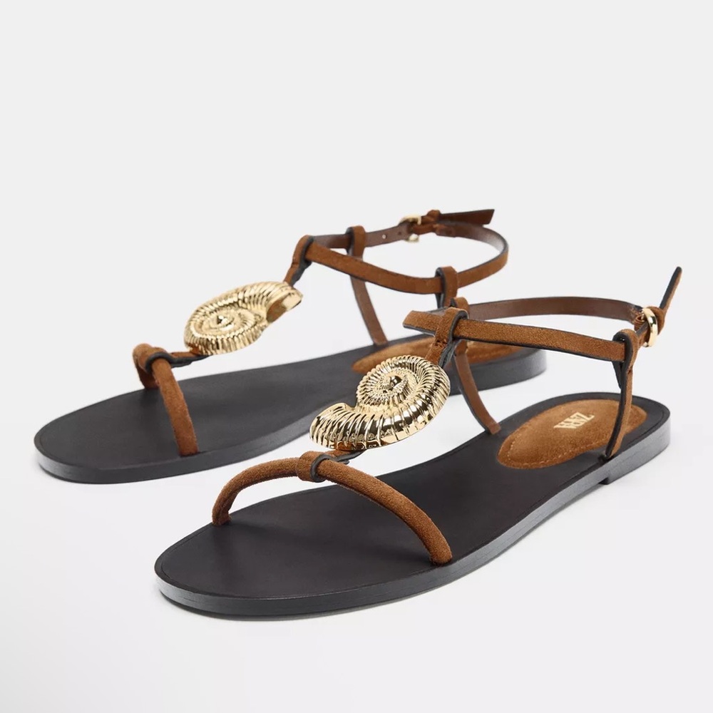 Zara NWT gold seashell appliqué detail buckle summer brown sandals
